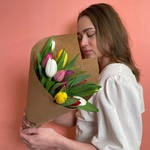 Букет тюльпанов с доставкой в Санкт-Петербурге - Фотография 2
