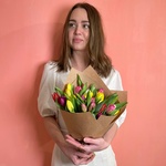 Букет 25 тюльпанов разных цветов. Доставка круглосуточно в СПб - Фотография 6