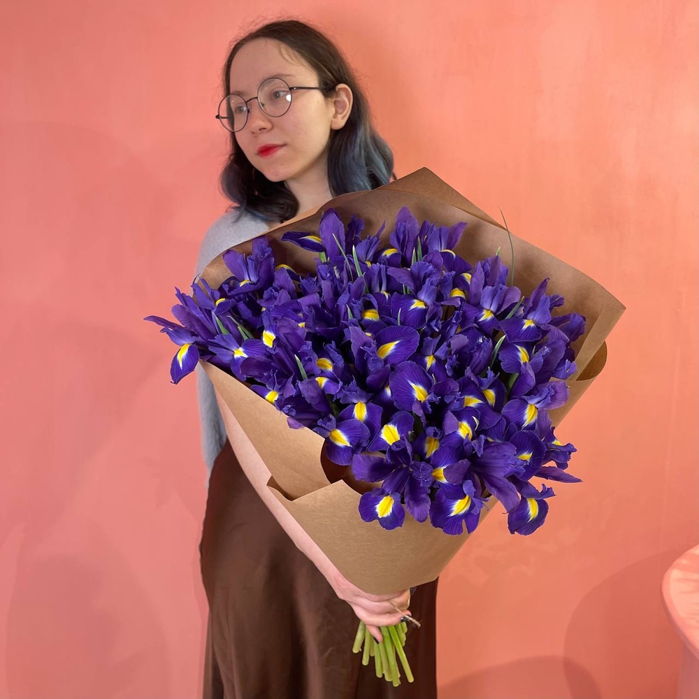 Блю Кюрасао: букет из 25 синих ирисов