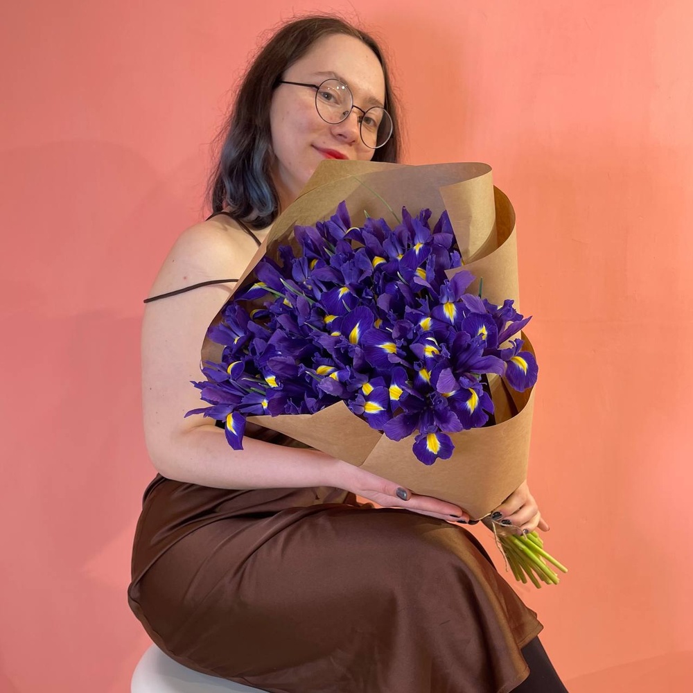 Блю Кюрасао: букет из 25 синих ирисов