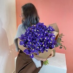 Блю Кюрасао: букет из 35 синих ирисов в Санкт-Петербурге - Фотография 7