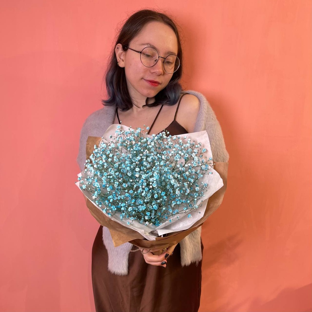 Кис-кис: букет из бирюзовой гипсофилы