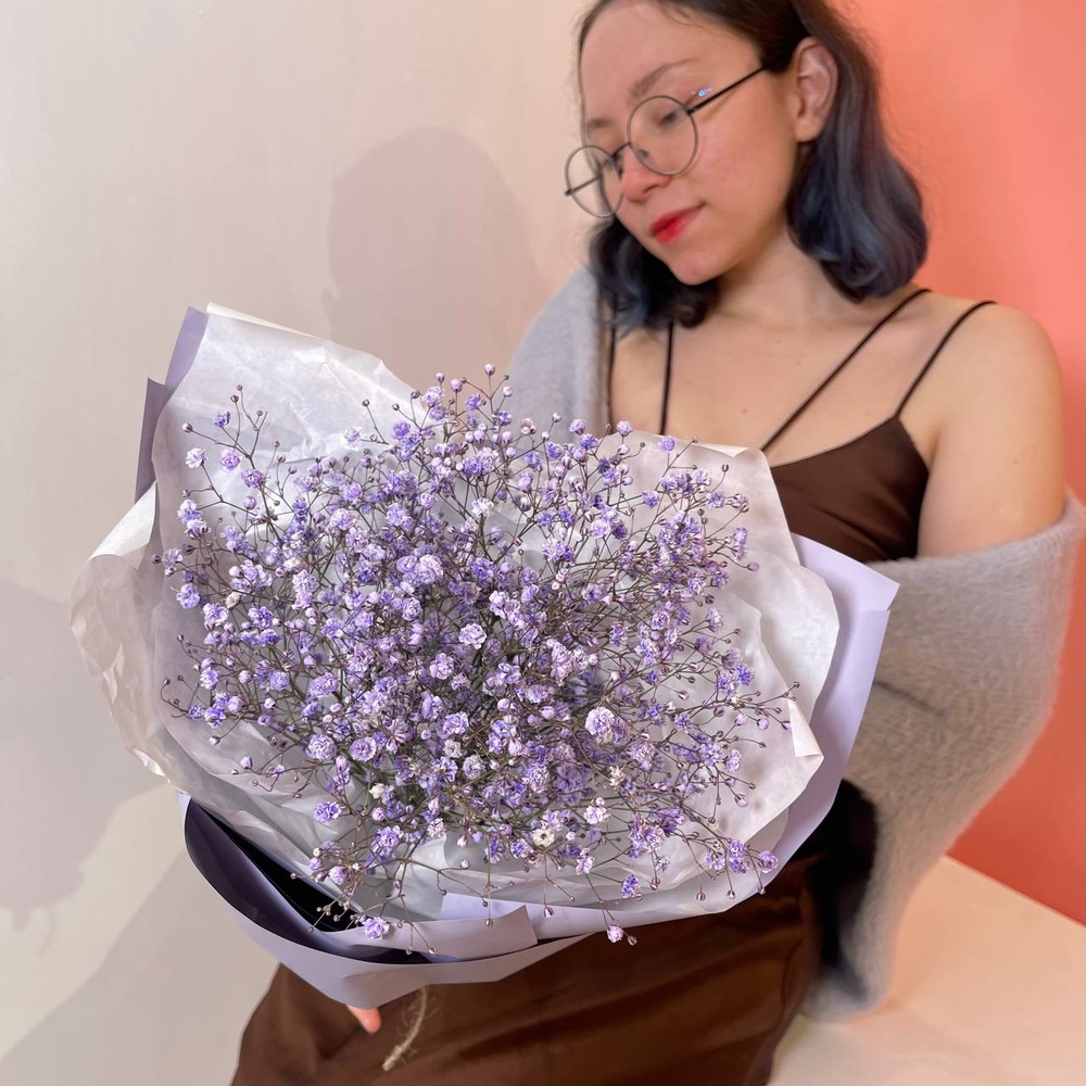 Кис-кис: букет из сиреневой гипсофилы в Санкт-Петербурге