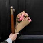 Зайка моя: розовые кустовые розы с оформлением с доставкой по Санкт-Петербургу и Лен обл - Фотография 3