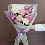 Компактный букет, удобно взять на прогулку - Фотография 3