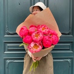 Букет из коралловых пионов в Санкт-Петербурге - Фотография 1 Букет из коралловых пионов в Санкт-Петербурге - Фотография 1
