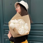 Букет из белых пионов в Санкт-Петербурге - Фотография 3