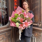 «Окно в сад»: лилия, цветущие ветки и другие цветы в Санкт-Петербурге - Фотография 2