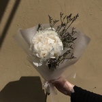 Нежность: волшебный пион и фактурный лимониум с доставкой по СПб - Фотография 4