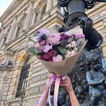 В сиреневую даль: ароматная маттиола, экзотический эрингиум и другие цветы в Санкт-Петербурге - Фотография 2