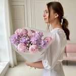 Монови: розовые пионы и космическая гвоздика в Санкт-Петербурге - Фотография 9