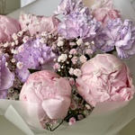 Монови: розовые пионы и космическая гвоздика в Санкт-Петербурге - Фотография 6