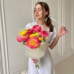 Рен-ле-Шато: коралловые пионы и пионовидная роза в Санкт-Петербурге - Фотография 6