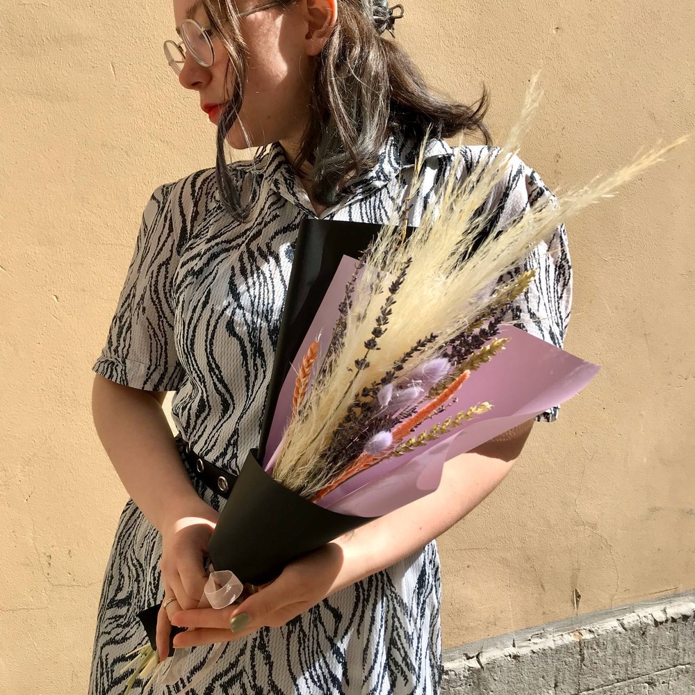 Лавандовое полюшко: яркий вечный букет