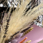 Лавандовое полюшко: яркий вечный букет с доставкой по СПб - Фотография 9