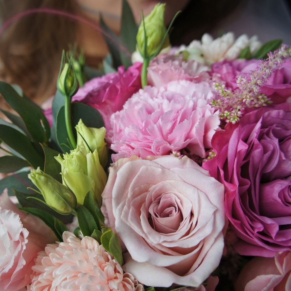 Грейс Келли: букет невесты в розовых тонах