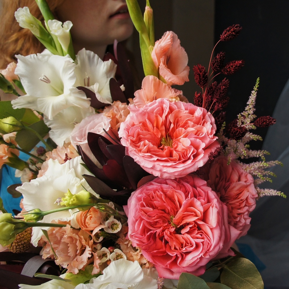 Летиция: букет невесты с пионовидными розами