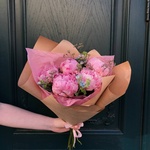Румяна Барби: букет пионов для красотки с доставкой по СПб - Фотография 5