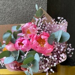 Мон Тоне: коралловые пионы и гипсофила в Санкт-Петербурге - Фотография 2