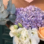 Дыхание лета: гортензия, ромашки, эустома с доставкой по СПб - Фотография 3