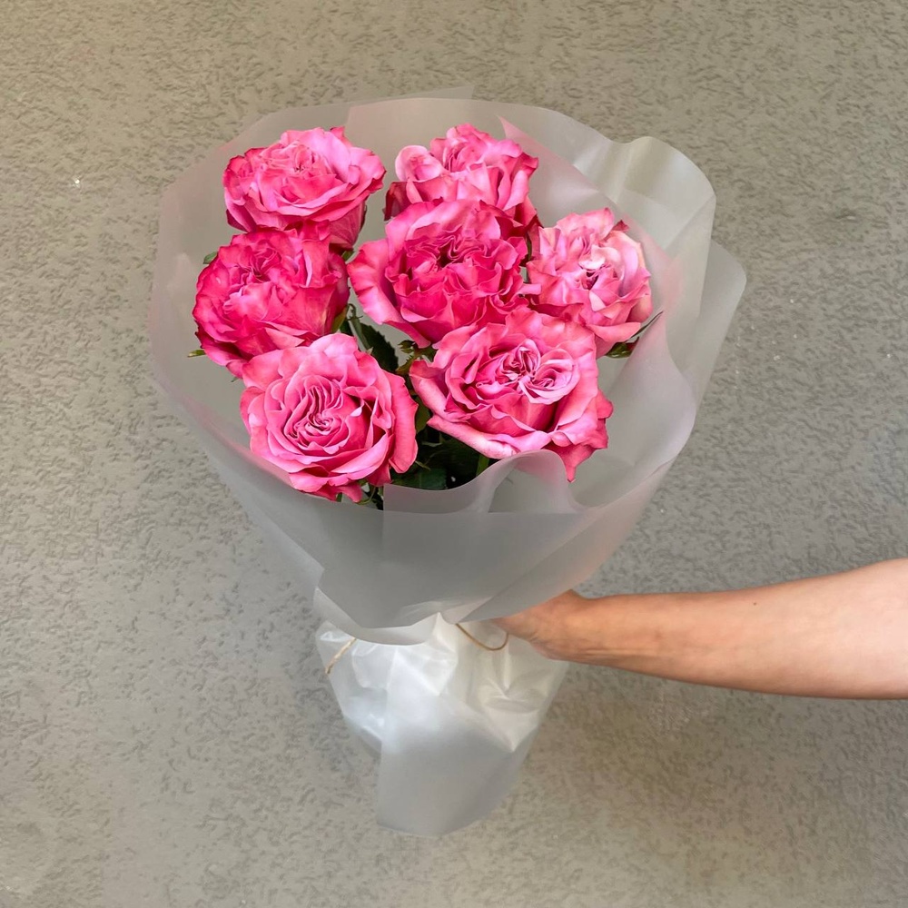 Малиновый закат: пионовидные розы с доставкой в Санкт- Петербурге