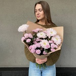 микс сиреневых хризантем с доставкой в Санкт-Петербурге - Фотография 5