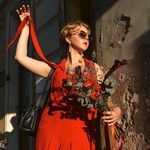 kharms-i-vino-chyernye-kally-kraspediya-gerbera - Фотография 2