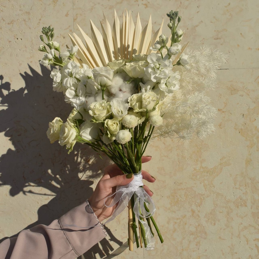 Мраморные скульптуры Летнего сада: кустовая роза, хлопок, маттиола