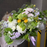 Собран в саду: стойкие хризантемы, пионовидная роза и другие цветы в Санкт-Петербурге - Фотография 6 Собран в саду: стойкие хризантемы, пионовидная роза и другие цветы в Санкт-Петербурге - Фотография 6