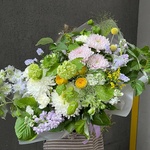 Собран в саду: стойкие хризантемы, пионовидная роза и другие цветы в Санкт-Петербурге - Фотография 8 Собран в саду: стойкие хризантемы, пионовидная роза и другие цветы в Санкт-Петербурге - Фотография 8