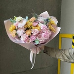 Румяный рассвет: букет из фактурных цветов в Санкт-Петербурге - Фотография 6