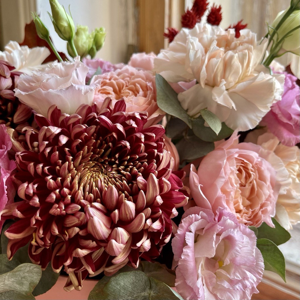 Вечерний сад: осенняя композиция в винной гамме	