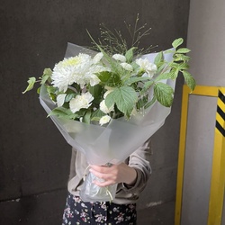 Хелин: букет в белоснежной гамме Хелин: букет в белоснежной гамме