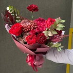 Рябиновая аллея: осенний букет с красными и бордовыми цветами в Санкт-Петербурге - Фотография 4