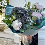 Лукавство непогоды: гортензия, экзотический эрингиум и другие цветы в Санкт-Петербурге - Фотография 5