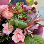 Золотые россыпи: осенний букет с хризантемами в Санкт-Петербурге - Фотография 4