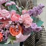 Шорох снов: космические хризантемы, пионовидные розы и другие цветы в Санкт-Петербурге - Фотография 4