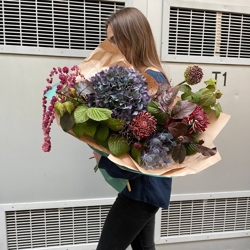 Свинцовые тучи: гортензия, хризантема и другие цветы