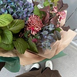 Свинцовые тучи: гортензия, хризантема и другие цветы в Санкт-Петербурге - Фотография 2