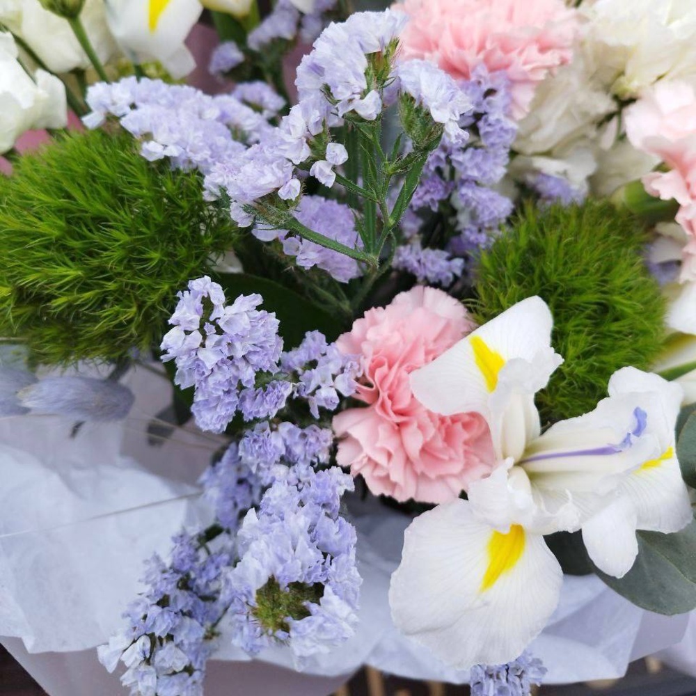 Букет для тельцов: сантименты, милота и пушистый лагурус 