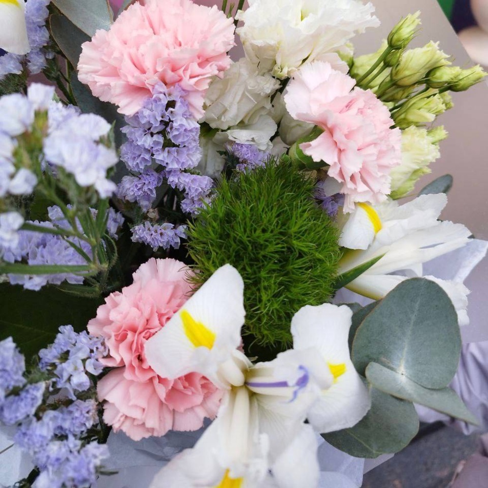 Букет для тельцов: сантименты, милота и пушистый лагурус 