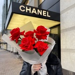 Алое сердце: стойкая роза Нина в Санкт-Петербург - Фотография 4