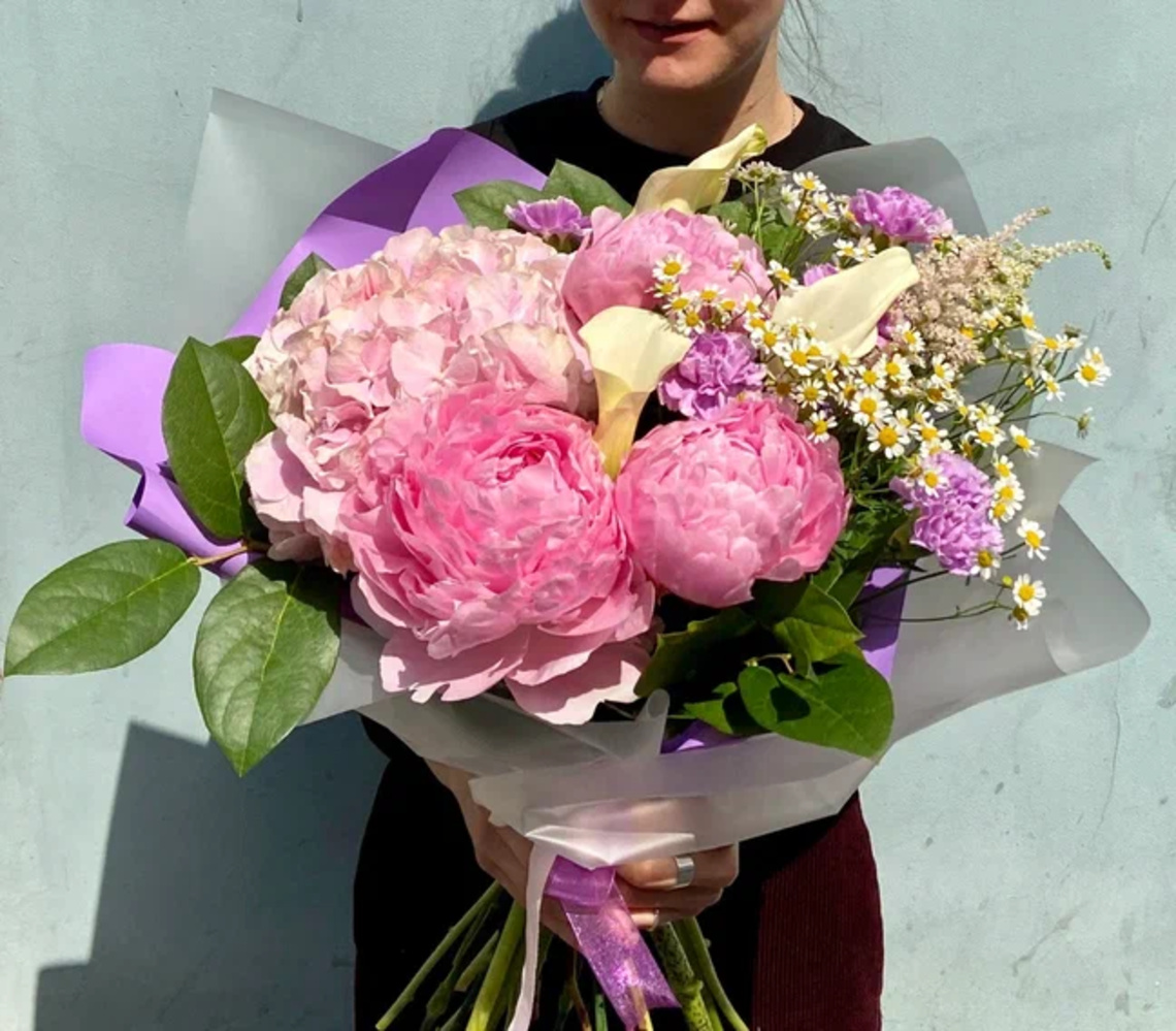 Букет для Льва с доставкой по СПб