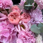 Розовый бархат: гортензия, пионовидные розы и другие цветы в Санкт-Петербурге - Фотография 5