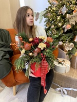 Зимняя композиция в шляпной коробке с доставкой по СПб - Фотография 2