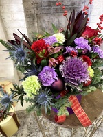 Зимняя композиция в шляпной коробке с доставкой по СПб - Фотография 1