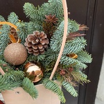 Лесной орешек: зимняя композиция в бронзовых оттенках в Санкт-Петербурге - Фотография 3