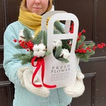 Зимний комплимент: нобилис, хлопок, ягоды илекса с доставкой по СПб - Фотография 1