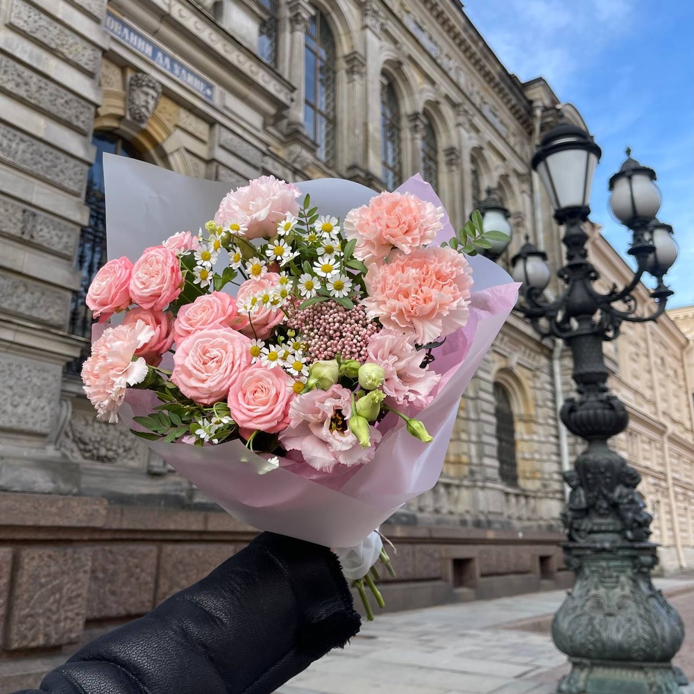 Биарриц: авторский букет в нежной гамме