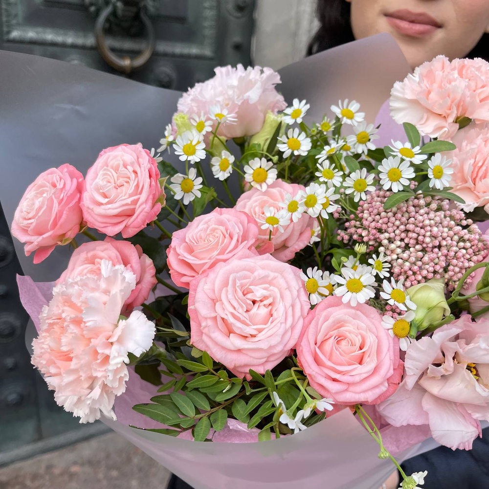 Биарриц: авторский букет в нежной гамме